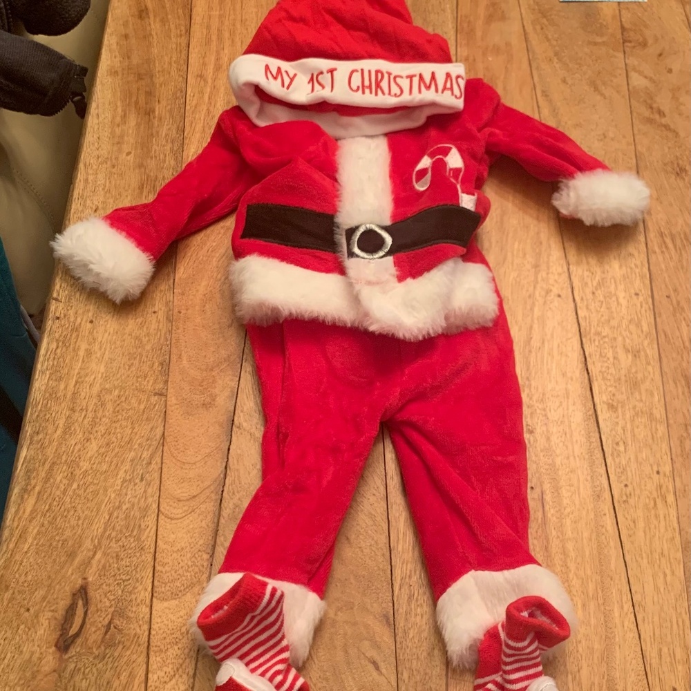 Newborn first Christmas and NYE Outfits
